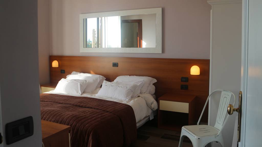 Hotel-Tuscania-PanoramicovZimmer-18-7275